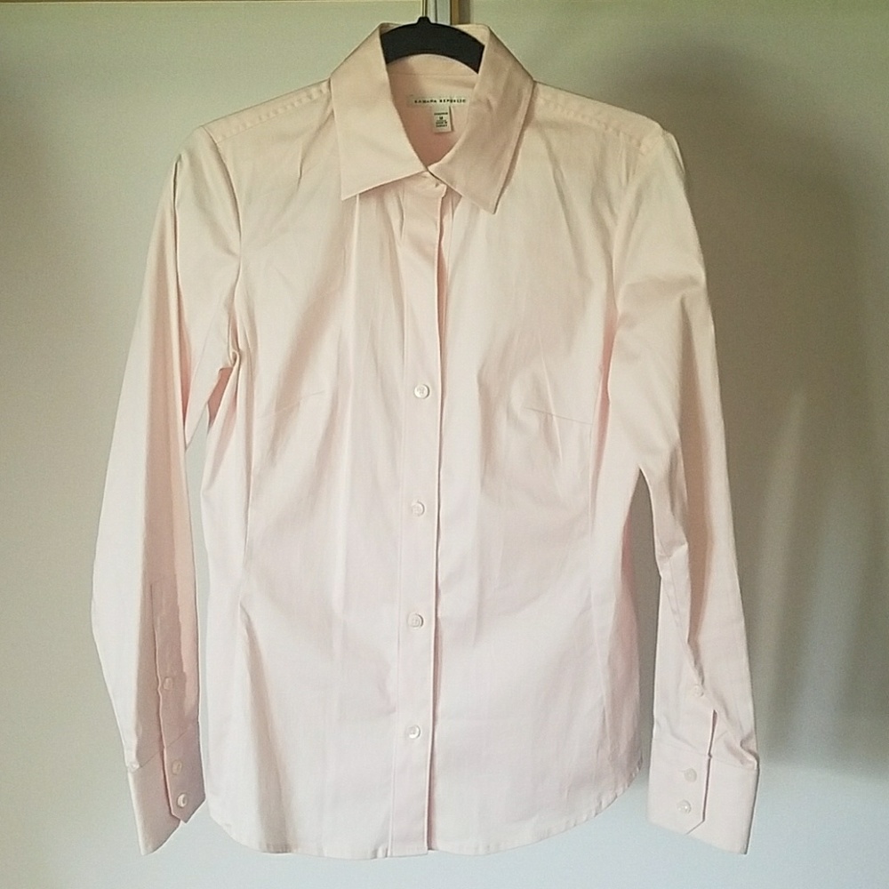 Banana Republic button up office blouse